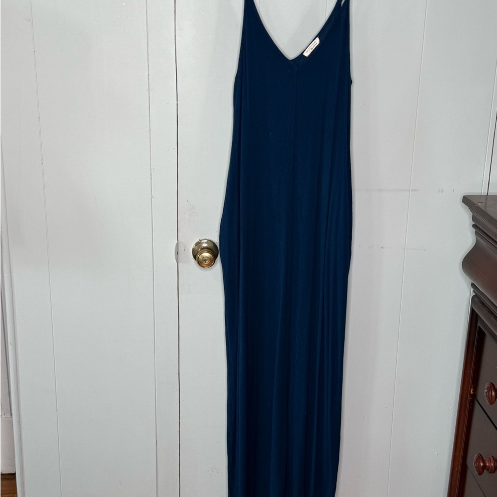 ⭐️3/$25⭐️ Gauzy Navy Blue Maxi Dress